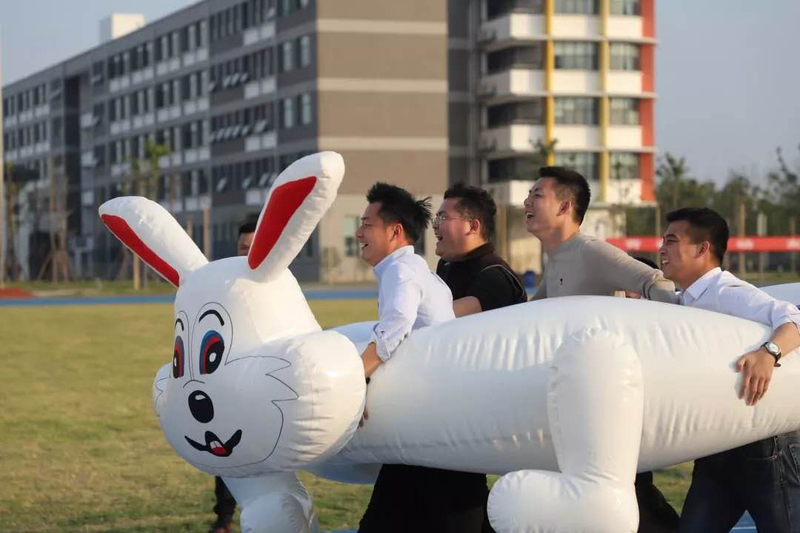 常德市郡德学校-兰天-风一样的中年.jpg